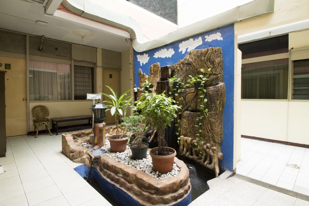 Reddoorz @ Klender Hotell Jakarta Eksteriør bilde