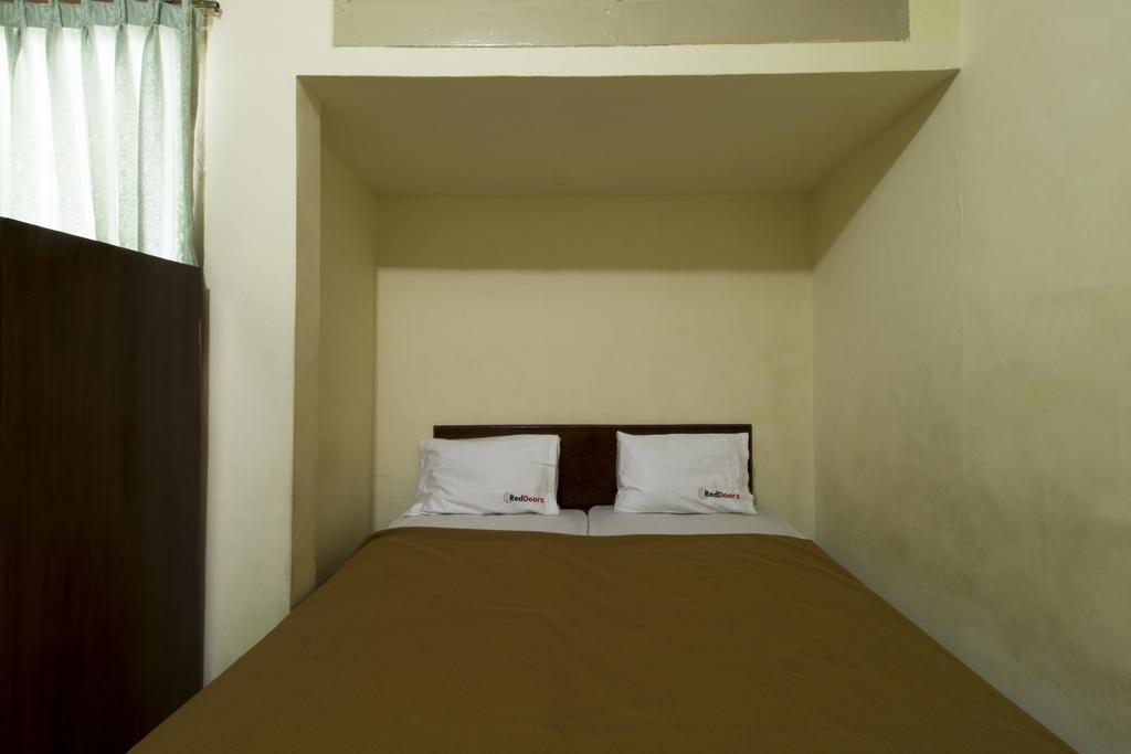 Reddoorz @ Klender Hotell Jakarta Eksteriør bilde