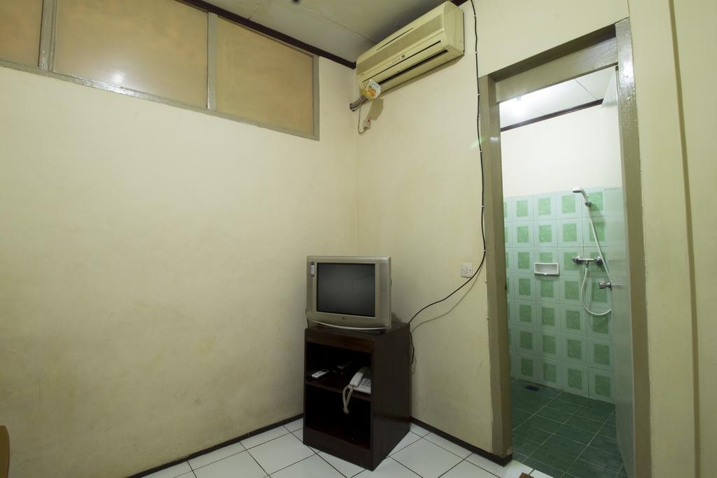 Reddoorz @ Klender Hotell Jakarta Eksteriør bilde