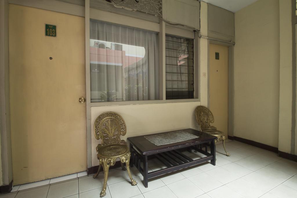 Reddoorz @ Klender Hotell Jakarta Eksteriør bilde