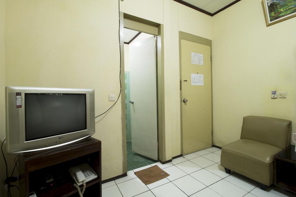 Reddoorz @ Klender Hotell Jakarta Eksteriør bilde