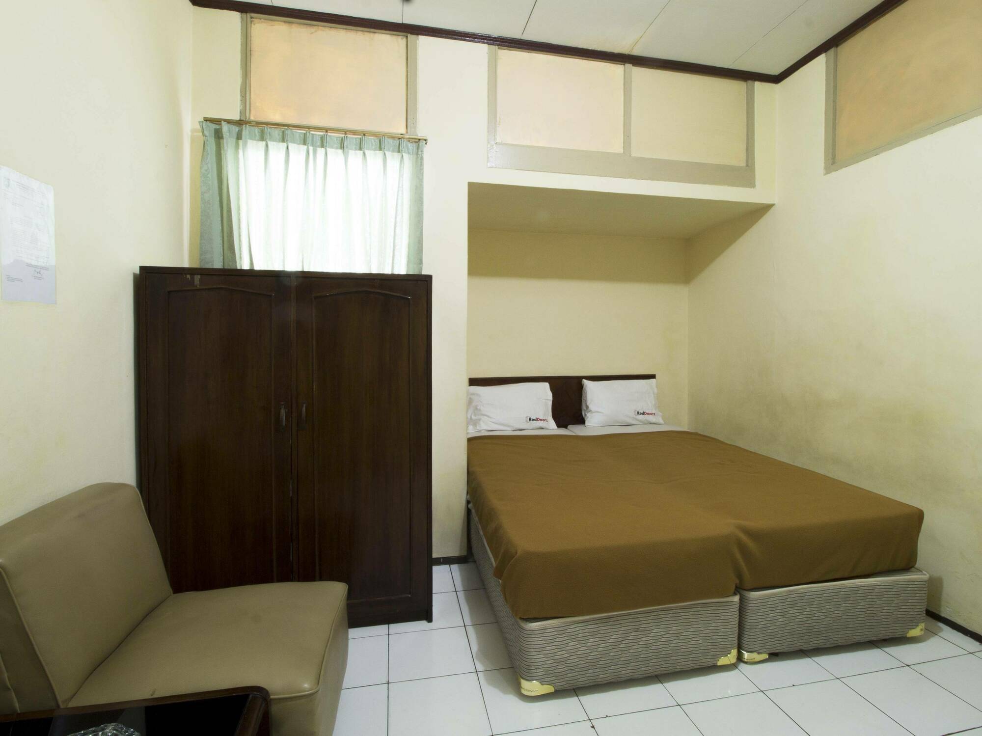 Reddoorz @ Klender Hotell Jakarta Eksteriør bilde